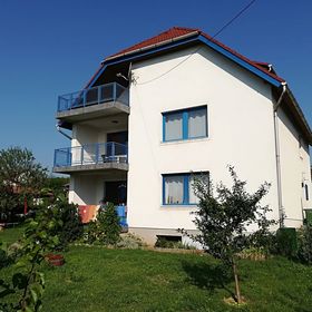 Róbert Apartman Balatonalmádi
