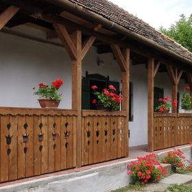 Nevenincs Vendégház Bátor