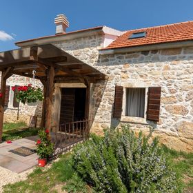 Ház Családok Részére Medencével Bogatić, Krka - 17168 Bogatić