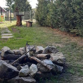 Flóra Apartman a Balatonnál Lovas