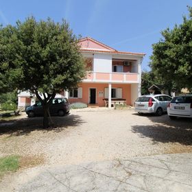 Apartmanok A Tenger Mellett Mandre, Pag - 6418 Mandre
