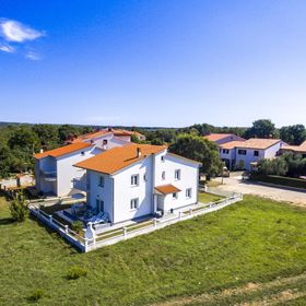 Apartmanok Parkolóhellyel Valbandon, Fazana - 16261 Valbandon