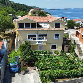 Apartmanok Parkolóhellyel Sali, Dugi Otok - 16324 Sali