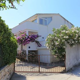 Apartmanok A Tenger Mellett Slatine, Ciovo - 16345 Slatine