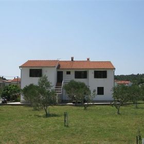 Apartmanok Parkolóhellyel Palit, Rab - 16356 Palit