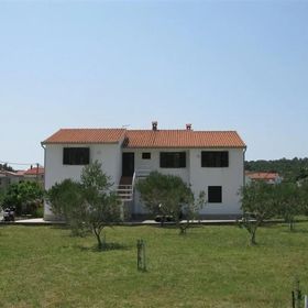 Apartmanok Parkolóhellyel Palit, Rab - 16356 Palit