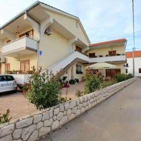 Apartmanok Parkolóhellyel Sukosan, Zadar - 16641 Sukošan