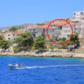 Apartmanok A Tenger Mellett Okrug Donji, Ciovo - 16657 Okrug Donji