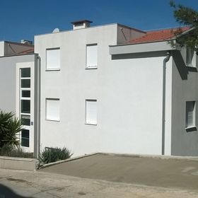 Apartmanok Parkolóhellyel Okrug Gornji, Ciovo - 16676 Okrug Gornji