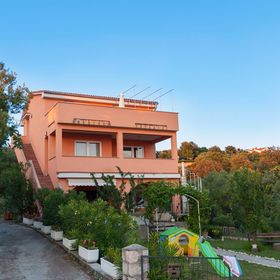 Apartmanok A Tenger Mellett Supetarska Draga - Gonar, Rab - 16738 Supetarska Draga - Gonar