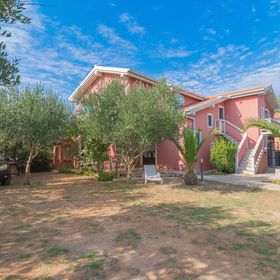 Apartmanok Parkolóhellyel Vir - 16768