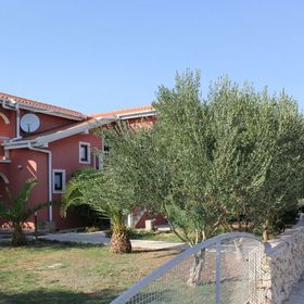 Apartmanok Parkolóhellyel Vir - 16768