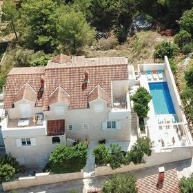 Apartmanok Családok Részére Medencével Supetar, Brac - 16774 Supetar