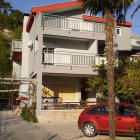 Apartmanok A Tenger Mellett Duce, Omis - 16877 Duće