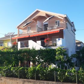 Apartmanok Parkolóhellyel Sukosan, Zadar - 17027 Sukošan