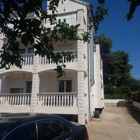 Apartmanok Parkolóhellyel Okrug Gornji, Ciovo - 17032 Okrug Gornji