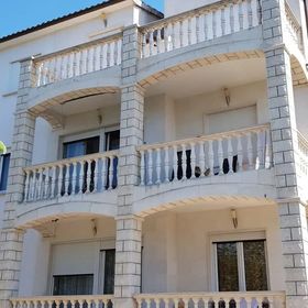 Apartmanok Parkolóhellyel Okrug Gornji, Ciovo - 17032 Okrug Gornji