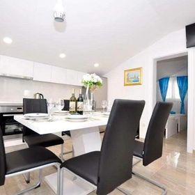 Apartmanok A Tenger Mellett Slatine, Ciovo - 17234 Slatine