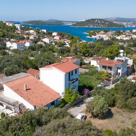 Apartmanok Parkolóhellyel Razanj, Rogoznica - 17328 Ražanj