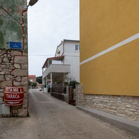 Apartmanok A Tenger Mellett Tkon, Pasman - 17360 Tkon