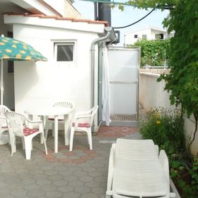 Apartmanok Parkolóhellyel Drage, Biograd - 17392 Drage