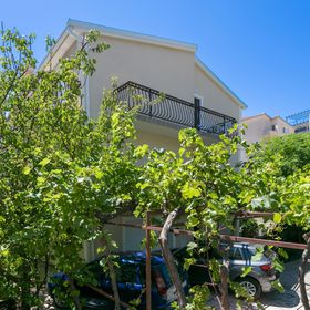 Apartmanok Parkolóhellyel Podstrana, Split - 17586 Podstrana
