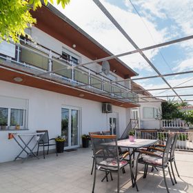 Apartmanok Parkolóhellyel Rab - 17684