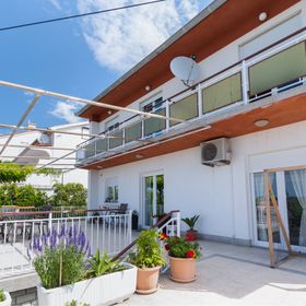 Apartmanok Parkolóhellyel Rab - 17684