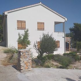 Apartmanok Parkolóhellyel Primosten - 17696 Primošten