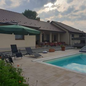 Rózsa Vendégház Zubogy