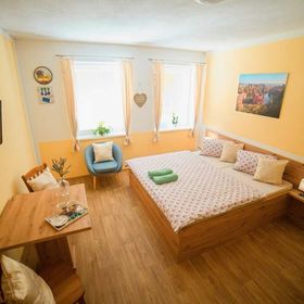 Penzion a restaurace Zlatovláska u zámku Červená Lhota Pluhův Žďár