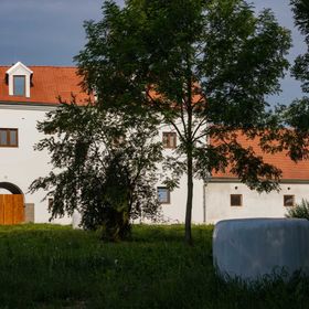 Residence Tvrz Skočice