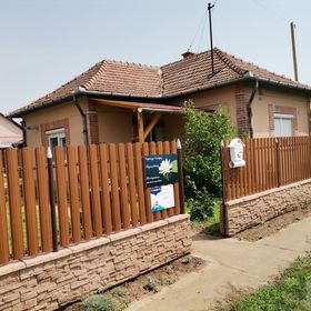 Csipkebogyó Vendégház Tiszafüred