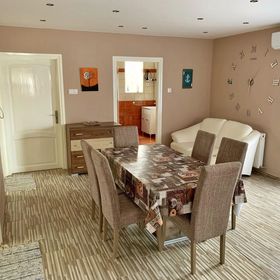 Akácos Vendégház Bábolna