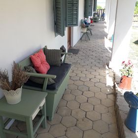 Tornácos a Cinkában Vendégház Szekszárd