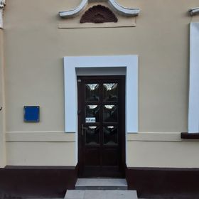 Váralja Apartman Tata