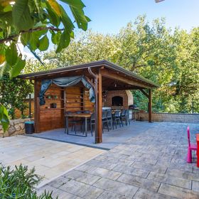 Apartments Medna Čižići