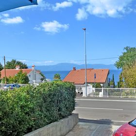 Apartments Karina Njivice Krk