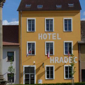 Hotel Hradec Mlázovice