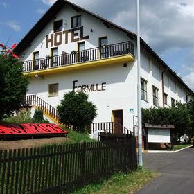HOTEL a KEMP FORMULE DĚČÍN