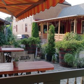 Hangonyi Pizzéria és Vendégház Hangony