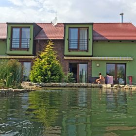 Lakeview Apartments Kunětická Hora Dříteč