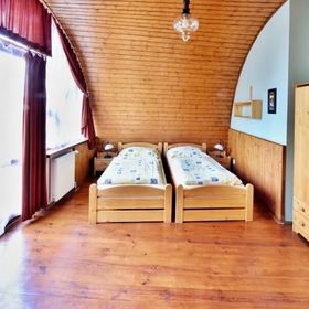 Penzion Uno Hradec Králové