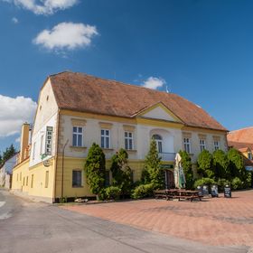 Hotel Club Vranovská Ves