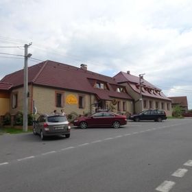 Hostinec U Janatů Čestín