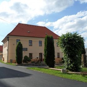 Hostinec U Janatů Čestín