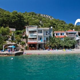 Robinson House Edita Bogomolje