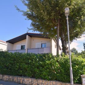 Apartman Sunny 1 Njivice