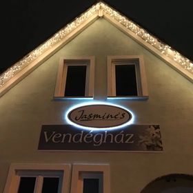 Jasmine's Vendégház Győr