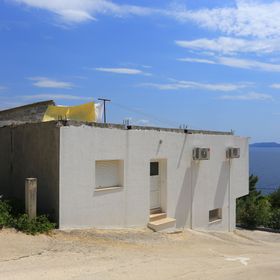 Apartmanok Parkolóhellyel Lokva Rogoznica, Omis - 17645 Lokva Rogoznica